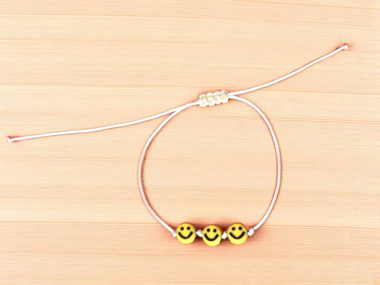 happy face bracelet cute beaded aesthetic jewelry design playful style