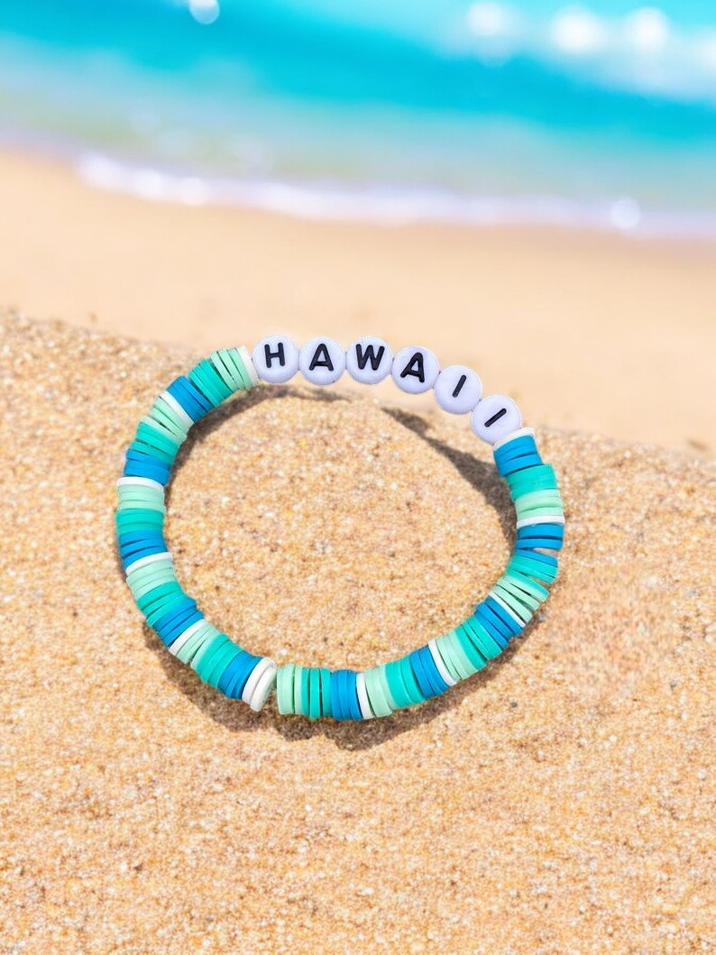 hawaiian bracelet styling beach summer outfit tropical aesthetic look