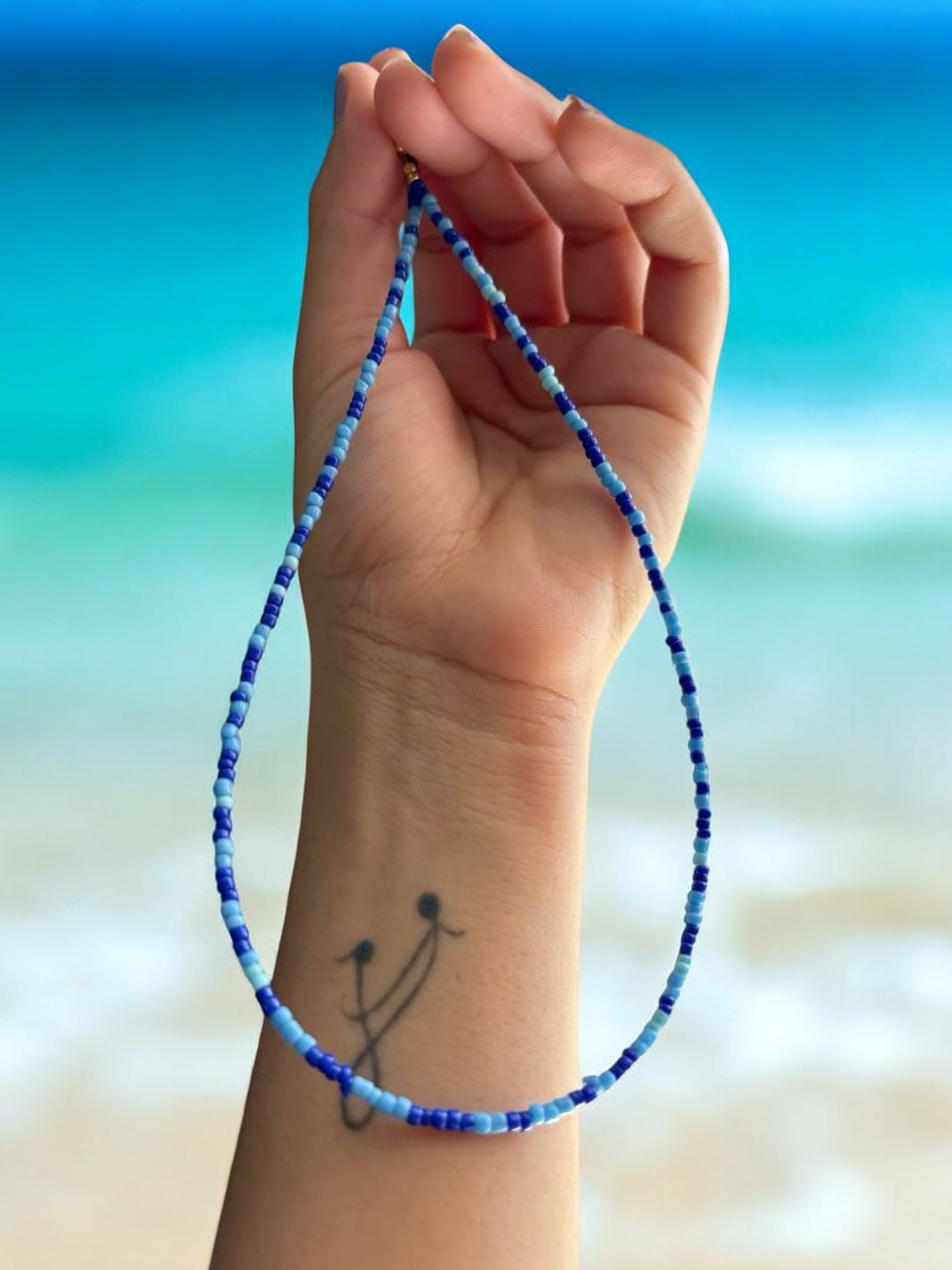 ocean seed necklace styling beach aesthetic jewelry summer outfit look