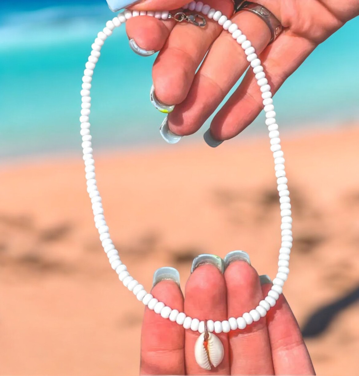 white shell choker styling beach aesthetic jewelry summer outfit look