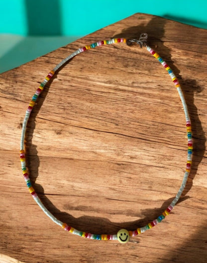 colorful smile necklace summer outfit styling cute aesthetic jewelry look