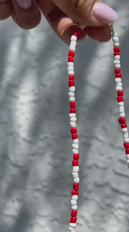 Red & White Simple Necklace